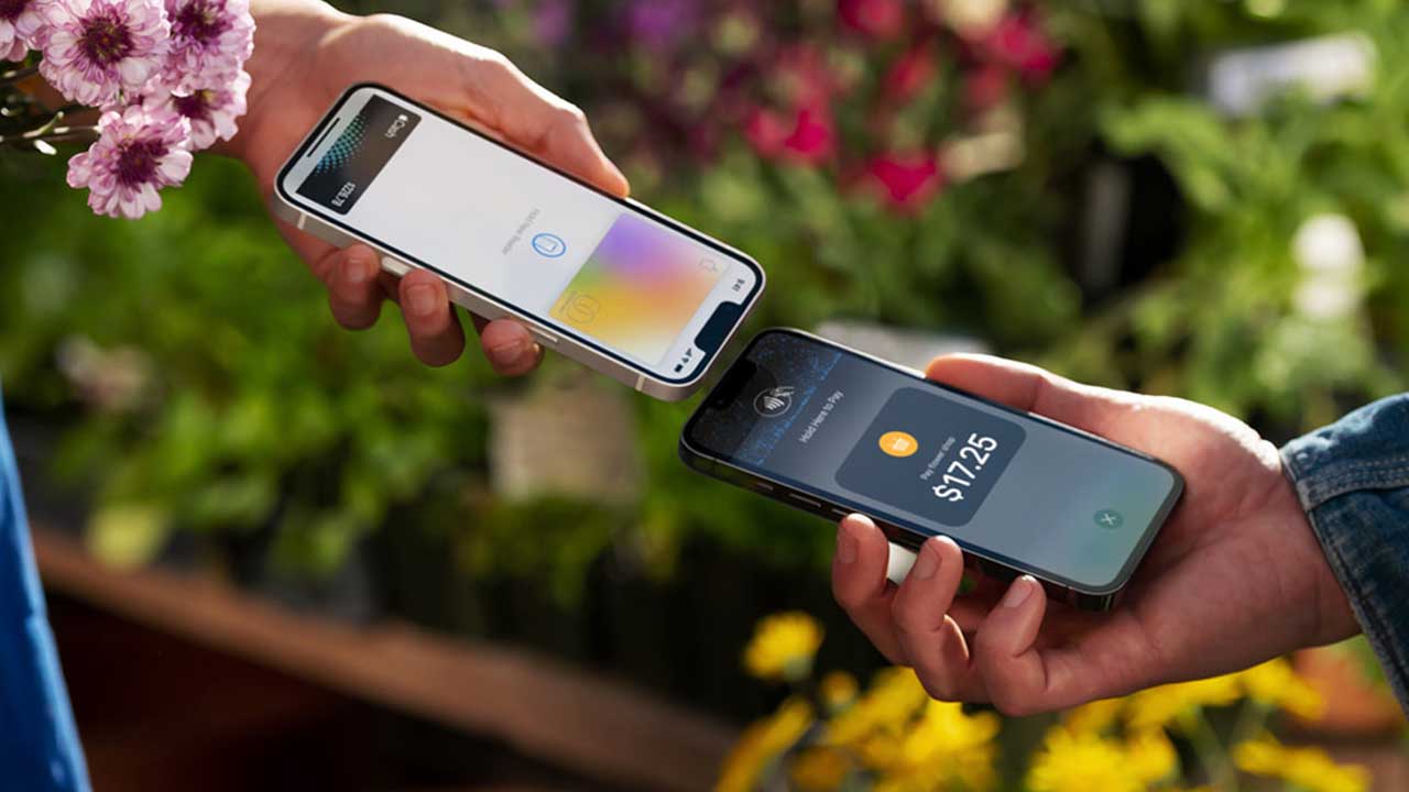 Apple iPhone Tap to Pay use